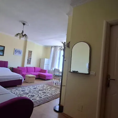 Zana's * Pogradec